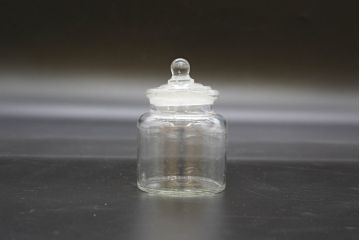 昭和レトロ　大・小　様々な用途に使える蓋付きガラス瓶5個セット(八角、キャニスター、ガラスビン、硝子、菓子瓶、フタ付き)(R-076446)