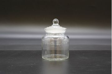 昭和レトロ　大・小　様々な用途に使える蓋付きガラス瓶5個セット(八角、キャニスター、ガラスビン、硝子、菓子瓶、フタ付き)(R-076446)