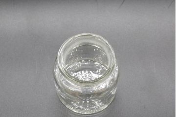 昭和レトロ　大・小　様々な用途に使える蓋付きガラス瓶5個セット(八角、キャニスター、ガラスビン、硝子、菓子瓶、フタ付き)(R-076446)