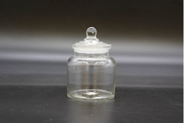 昭和レトロ　大・小　様々な用途に使える蓋付きガラス瓶5個セット(八角、キャニスター、ガラスビン、硝子、菓子瓶、フタ付き)(R-076446)