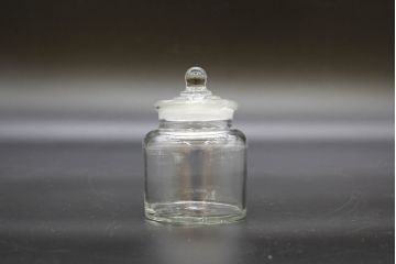 昭和レトロ　様々な用途に使える蓋付きガラス瓶5個セット(キャニスター、ガラスビン、硝子、菓子瓶、フタ付き)(R-076447)