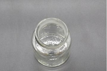 昭和レトロ　様々な用途に使える蓋付きガラス瓶5個セット(キャニスター、ガラスビン、硝子、菓子瓶、フタ付き)(R-076447)