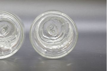 昭和レトロ　様々な用途に使える蓋付きガラス瓶5個セット(キャニスター、ガラスビン、硝子、菓子瓶、フタ付き)(R-076447)