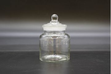 昭和レトロ　様々な用途に使える蓋付きガラス瓶5個セット(キャニスター、ガラスビン、硝子、菓子瓶、フタ付き)(R-076448)