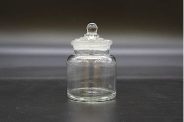 昭和レトロ　様々な用途に使える蓋付きガラス瓶5個セット(キャニスター、ガラスビン、硝子、菓子瓶、フタ付き)(R-076449)