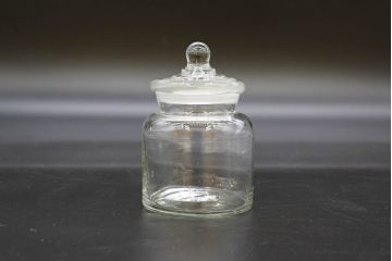 昭和レトロ　様々な用途に使える蓋付きガラス瓶5個セット(キャニスター、ガラスビン、硝子、菓子瓶、フタ付き)(R-076449)