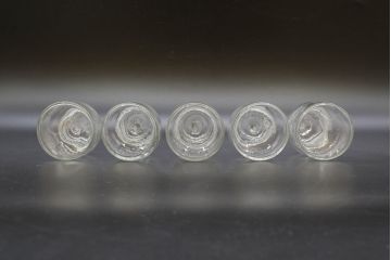 昭和レトロ　様々な用途に使える蓋付きガラス瓶5個セット(キャニスター、ガラスビン、硝子、菓子瓶、フタ付き)(R-076449)