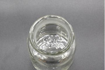 昭和レトロ　様々な用途に使える蓋付きガラス瓶5個セット(キャニスター、ガラスビン、硝子、菓子瓶、フタ付き)(R-076450)