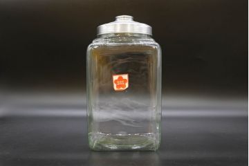 アンティーク雑貨　当時物　デッドストック　アルミ蓋　大・中・小　組み合わせが楽しめる蓋付きガラス瓶3個セット(角瓶、角型、硝子、キャニスター、ガラスビン、菓子瓶、小物入れ、ディスプレイ雑貨、古道具、店舗什器、フタ付き)(R-076453)