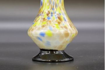 昭和レトロ　戦前　大正　可愛らしいデザインの古いマーブルガラス花瓶2個セット(フリル、色被せ、一輪挿し、花入、花器、硝子、吹きガラス)(R-076456)