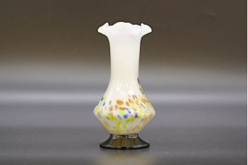 昭和レトロ　戦前　大正　可愛らしいデザインの古いマーブルガラス花瓶2個セット(フリル、色被せ、一輪挿し、花入、花器、硝子、吹きガラス)(R-076458)