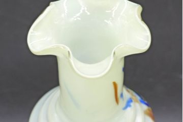昭和レトロ　戦前　大正　可愛らしいデザインの古いマーブルガラス花瓶2個セット(フリル、色被せ、一輪挿し、花入、花器、硝子、吹きガラス)(R-076459)