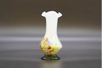 昭和レトロ　戦前　大正　可愛らしいデザインの古いマーブルガラス花瓶2個セット(フリル、色被せ、一輪挿し、花入、花器、硝子、吹きガラス)(R-076459)