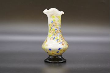 昭和レトロ　戦前　大正　可愛らしいデザインの古いマーブルガラス花瓶2個セット(フリル、色被せ、一輪挿し、花入、花器、硝子、吹きガラス)(R-076460)