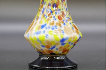 昭和レトロ　戦前　大正　可愛らしいデザインの古いマーブルガラス花瓶2個セット(フリル、色被せ、一輪挿し、花入、花器、硝子、吹きガラス)(R-076467)