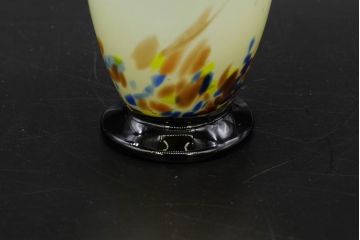 昭和レトロ　戦前　大正　可愛らしいデザインの古いマーブルガラス花瓶2個セット(フリル、色被せ、一輪挿し、花入、花器、硝子、吹きガラス)(R-076473)