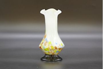 昭和レトロ　戦前　大正　可愛らしいデザインの古いマーブルガラス花瓶2個セット(フリル、色被せ、一輪挿し、花入、花器、硝子、吹きガラス)(R-076474)