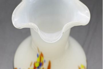 昭和レトロ　戦前　大正　可愛らしいデザインの古いマーブルガラス花瓶2個セット(フリル、色被せ、一輪挿し、花入、花器、硝子、吹きガラス)(R-076476)
