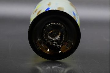 昭和レトロ　戦前　大正　可愛らしいデザインの古いマーブルガラス花瓶2個セット(フリル、色被せ、一輪挿し、花入、花器、硝子、吹きガラス)(R-076477)