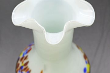 昭和レトロ　戦前　大正　可愛らしいデザインの古いマーブルガラス花瓶2個セット(フリル、色被せ、一輪挿し、花入、花器、硝子、吹きガラス)(R-076479)