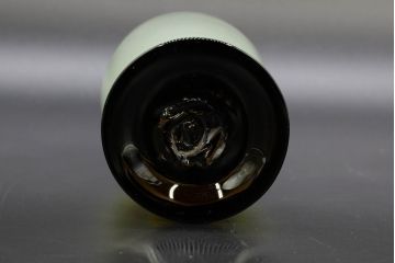昭和レトロ　戦前　大正　可愛らしいデザインの古いマーブルガラス花瓶2個セット(フリル、色被せ、一輪挿し、花入、花器、硝子、吹きガラス)(R-076481)