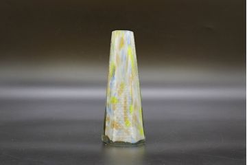 昭和レトロ　戦前　大正　置くだけでお部屋のアクセントになる古いマーブルガラス花瓶2個セット(六角、一輪挿し、花入、花器、硝子)(R-076486)