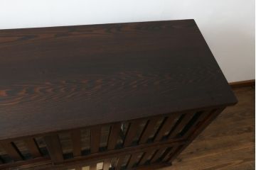 中古　美品　高級品　国産　職人手作り　総欅(ケヤキ)材　漆塗り　上質な和の空間を演出する水屋箪笥サイドボード(サイドキャビネット、収納棚、戸棚、食器棚)(R-076490)