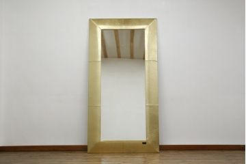 中古　FENDI CASA(フェンディ カーサ)　本革(レザー)　クロコ型押し　シンプルでスタイリッシュな佇まいが魅力的な特大姿見(全身鏡、full length、ミラー、カガミ、エンボス加工)(R-076493)
