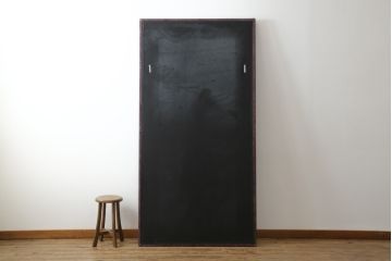 中古　FENDI CASA(フェンディ カーサ)　本革(レザー)　FFロゴ　シンプルながらゴージャスな雰囲気漂う特大姿見(全身鏡、full length、ミラー、カガミ、エンボス加工)(R-076494)