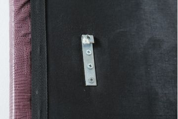 中古　FENDI CASA(フェンディ カーサ)　本革(レザー)　FFロゴ　シンプルながらゴージャスな雰囲気漂う特大姿見(全身鏡、full length、ミラー、カガミ、エンボス加工)(R-076494)