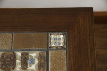 デンマークビンテージ　ROYAL COPENHAGEN(ロイヤルコペンハーゲン)×HASLEV(ハスレヴ)　BACA(バッカ)シリーズ　チーク材　タイルトップがお洒落なローテーブル(センターテーブル、コーヒーテーブル、リビングテーブル、ヴィンテージ、北欧)(R-076495)