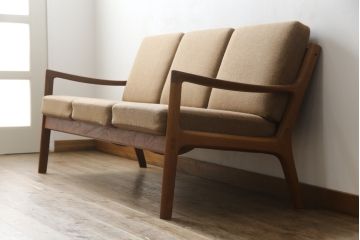 デンマークビンテージ　France&Son(フランス&サン)　Ole Wanscher(オーレ・ヴァンシャー )デザイン　Model.169　3人掛けソファ(3シートソファ、3シーター、三人掛けソファ、北欧、ヴィンテージ)(R-076496)