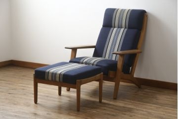デンマークビンテージ　GETAMA(ゲタマ)　Hans J Wegner(ハンス・J・ウェグナー)　GE290A　くつろぎの空間を演出するアームチェアとオットマンのセット(椅子、イス、1P、一人掛けソファ、1人掛けソファ、フットスツール、ヴィンテージ、北欧)(R-076497)