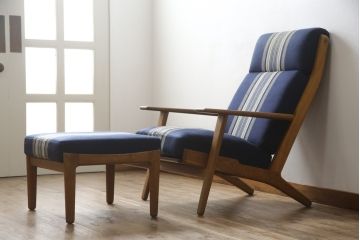 デンマークビンテージ　GETAMA(ゲタマ)　Hans J Wegner(ハンス・J・ウェグナー)　GE290A　くつろぎの空間を演出するアームチェアとオットマンのセット(椅子、イス、1P、一人掛けソファ、1人掛けソファ、フットスツール、ヴィンテージ、北欧)(R-076497)