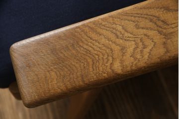 デンマークビンテージ　GETAMA(ゲタマ)　Hans J Wegner(ハンス・J・ウェグナー)　GE290A　くつろぎの空間を演出するアームチェアとオットマンのセット(椅子、イス、1P、一人掛けソファ、1人掛けソファ、フットスツール、ヴィンテージ、北欧)(R-076497)