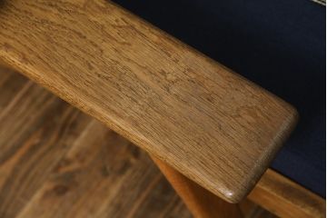 デンマークビンテージ　GETAMA(ゲタマ)　Hans J Wegner(ハンス・J・ウェグナー)　GE290A　くつろぎの空間を演出するアームチェアとオットマンのセット(椅子、イス、1P、一人掛けソファ、1人掛けソファ、フットスツール、ヴィンテージ、北欧)(R-076497)