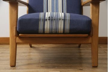 デンマークビンテージ　GETAMA(ゲタマ)　Hans J Wegner(ハンス・J・ウェグナー)　GE290A　くつろぎの空間を演出するアームチェアとオットマンのセット(椅子、イス、1P、一人掛けソファ、1人掛けソファ、フットスツール、ヴィンテージ、北欧)(R-076497)