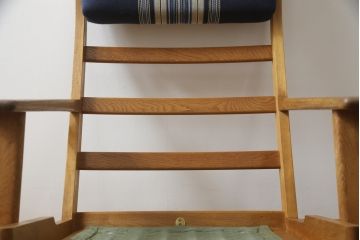 デンマークビンテージ　GETAMA(ゲタマ)　Hans J Wegner(ハンス・J・ウェグナー)　GE290A　くつろぎの空間を演出するアームチェアとオットマンのセット(椅子、イス、1P、一人掛けソファ、1人掛けソファ、フットスツール、ヴィンテージ、北欧)(R-076497)