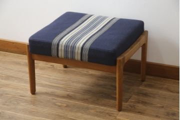 デンマークビンテージ　GETAMA(ゲタマ)　Hans J Wegner(ハンス・J・ウェグナー)　GE290A　くつろぎの空間を演出するアームチェアとオットマンのセット(椅子、イス、1P、一人掛けソファ、1人掛けソファ、フットスツール、ヴィンテージ、北欧)(R-076497)