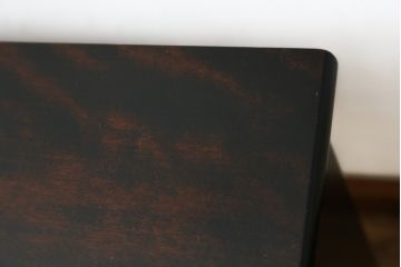 中古　希少な絶版品!　北海道民芸家具　落ち着いたシックな色合いが魅力のデスクとサイドチェストのセット(平机、ワークデスク、作業台、引き出し、ワゴン、在宅用、在宅ワーク用)(R-076498)