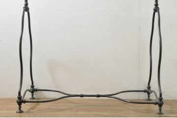 フランスビンテージ　緩やかなカーブを描く脚がお洒落な真鍮(しんちゅう)とアイアンのハンガーラック(ポールハンガー、洋服掛け、コート掛け、店舗什器、ヴィンテージ)(R-076524)
