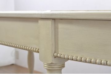 和製ビンテージ　大振り!!　特注品　ペイント　シャビーシックな雰囲気が素敵なアンティーク調の展示台(ダイニングテーブル、オーバルテーブル、食卓、飾り台、陳列台、ディスプレイ台、ヴィンテージ)(R-076525)