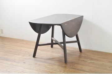 イギリスビンテージ　ERCOL(アーコール)　ニレ材　シンプルなデザインと機能性の良さが魅力的なバタフライダイニングテーブル(バタフライテーブル、ドロップリーフテーブル、エクステンションテーブル、ラウンドテーブル、丸テーブル、2人掛け、4人掛け、ヴィンテージ、英国、北欧)(R-076529)