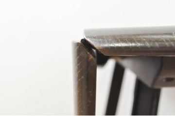 イギリスビンテージ　ERCOL(アーコール)　ニレ材　シンプルなデザインと機能性の良さが魅力的なバタフライダイニングテーブル(バタフライテーブル、ドロップリーフテーブル、エクステンションテーブル、ラウンドテーブル、丸テーブル、2人掛け、4人掛け、ヴィンテージ、英国、北欧)(R-076529)