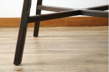 イギリスヴィンテージ　ERCOL(アーコール)　ニレ材　シンプルなデザインと機能性の良さが魅力的なバタフライダイニングテーブル　(R-076529)