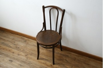 アンティーク家具　ポーランド　MUNDUS and J&J Kohn Ltd(ムンダス&ヤコブ・ヨゼフコーン社)　しなやかなループを描く曲げ木のデザインが美しいベントウッドチェア　(R-076531)