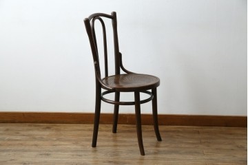 アンティーク家具　ポーランド　MUNDUS and J&J Kohn Ltd(ムンダス&ヤコブ・ヨゼフコーン社)　しなやかなループを描く曲げ木のデザインが美しいベントウッドチェア　(R-076531)