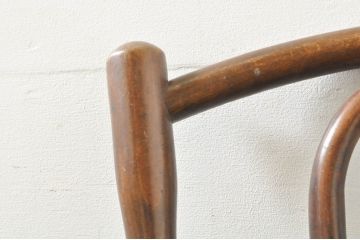 アンティーク家具　ポーランド　MUNDUS and J&J Kohn Ltd(ムンダス&ヤコブ・ヨゼフコーン社)　しなやかなループを描く曲げ木のデザインが美しいベントウッドチェア(ダイニングチェア、板座チェア、椅子、イス)(R-076531)