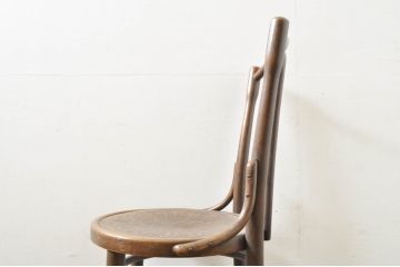 アンティーク家具　ポーランド　MUNDUS and J&J Kohn Ltd(ムンダス&ヤコブ・ヨゼフコーン社)　しなやかなループを描く曲げ木のデザインが美しいベントウッドチェア(ダイニングチェア、板座チェア、椅子、イス)(R-076531)