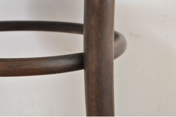 アンティーク家具　ポーランド　MUNDUS and J&J Kohn Ltd(ムンダス&ヤコブ・ヨゼフコーン社)　しなやかなループを描く曲げ木のデザインが美しいベントウッドチェア(ダイニングチェア、板座チェア、椅子、イス)(R-076531)